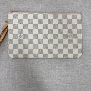 Damier Azur pouch